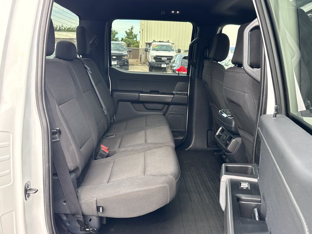 Used 2024 Ford F150 XLT w/ Bed Utility Package AWD/4WD image 29