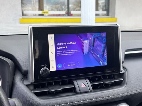 Used 2025 Toyota RAV4 LE image 20