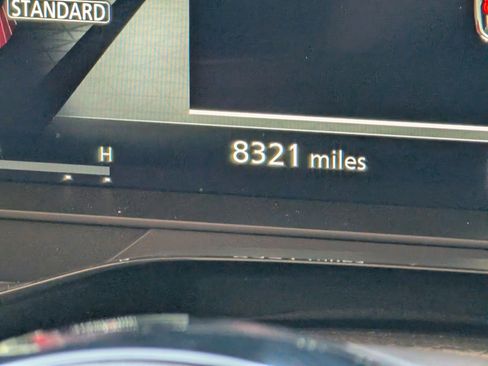 Used 2025 Nissan Pathfinder Platinum w/ Cargo Package FWD image 29