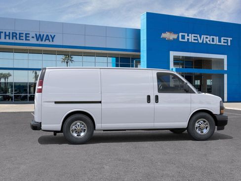New 2026 Chevrolet Express 2500 w/ Driver Convenience Package RWD image 18