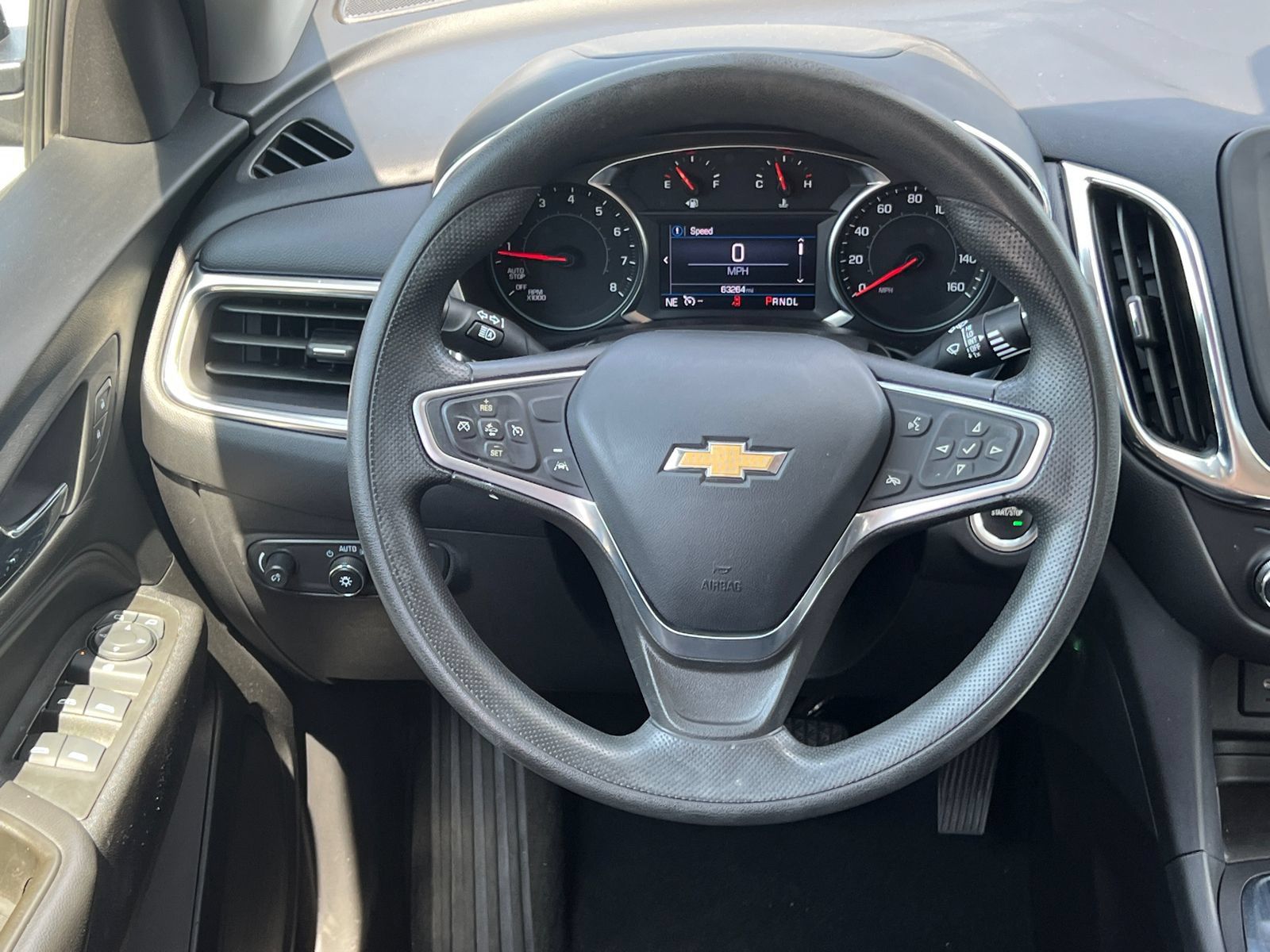Used 2023 Chevrolet Equinox LT FWD image 25