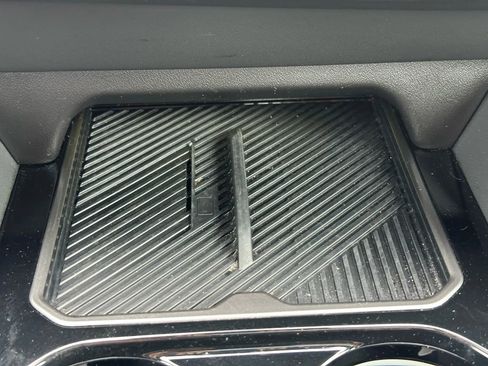 Used 2024 BMW i5 eDrive40i image 44