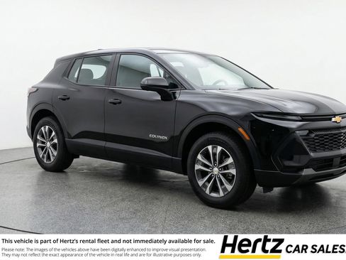 Used 2025 Chevrolet Equinox LT image 1