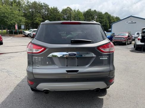 Used 2014 Ford Escape Titanium FWD image 4