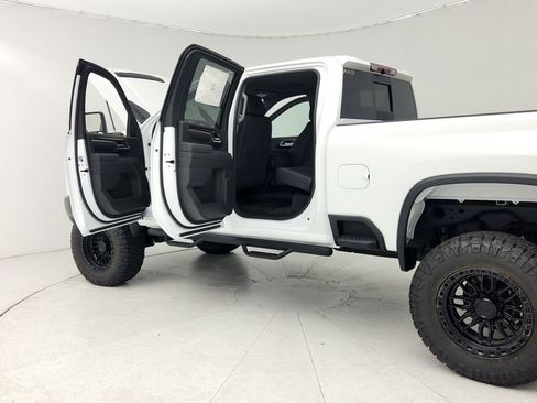 New 2026 Chevrolet Silverado 2500 LT w/ Trail Boss Package image 11