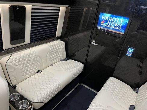 Used 2021 Mercedes-Benz Sprinter 3500 image 17