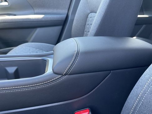 New 2025 Nissan Kicks SV w/ SV Premium Package image 13