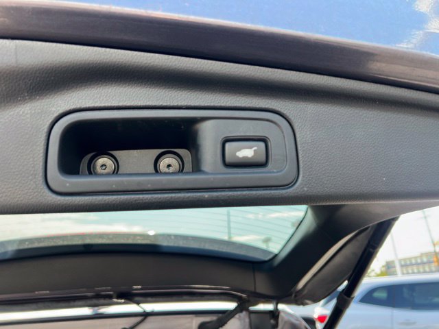 Used 2022 Honda Pilot Black Edition image 17