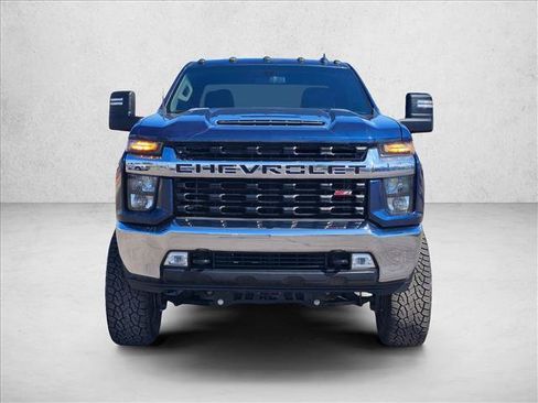 Used 2023 Chevrolet Silverado 2500 LT w/ Convenience Package AWD/4WD image 2