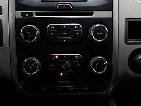 Used 2017 Ford Expedition XLT image 35