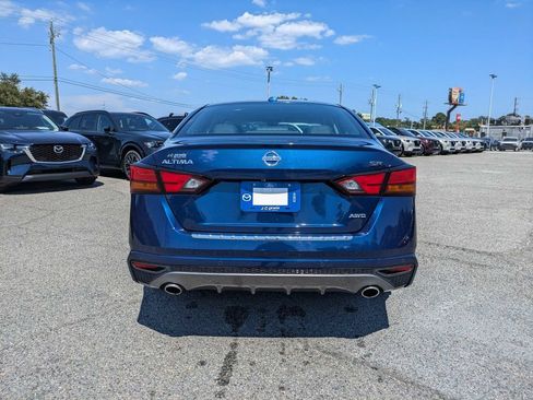 Used 2020 Nissan Altima 2.5 SR w/ Premium Package AWD/4WD image 5