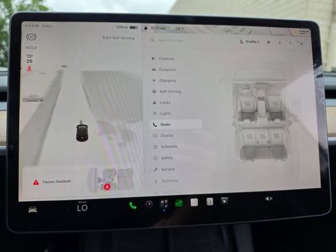 Used 2025 Tesla Model Y Long Range AWD/4WD image 63