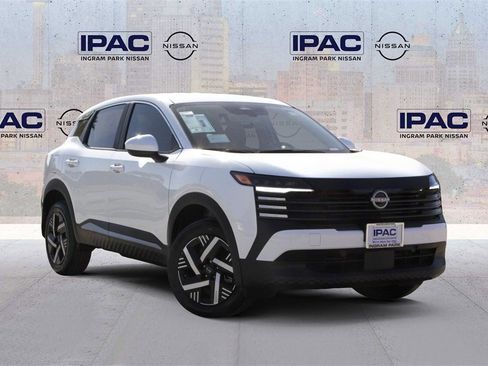 New 2025 Nissan Kicks SV w/ Interior Electronics Package image 1