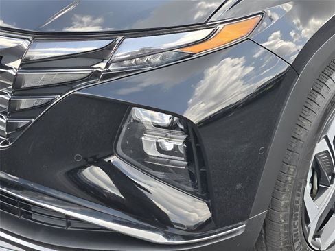 Used 2023 Hyundai Tucson Limited w/ Cargo Package AWD/4WD image 7