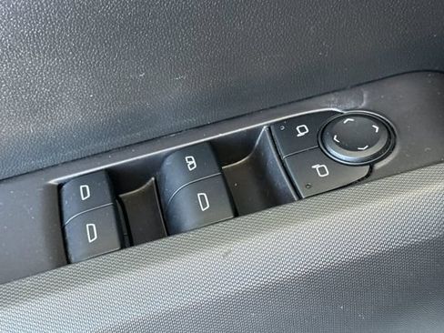 Used 2025 Chevrolet Colorado Trail Boss AWD/4WD image 12