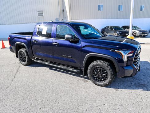Used 2025 Toyota Tundra SR5 AWD/4WD image 6