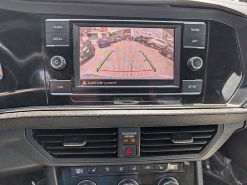 Used 2019 Volkswagen Jetta R-Line FWD image 23