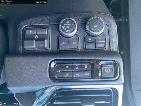 New 2026 GMC Yukon XL Elevation w/ Elevation Premium Package image 18