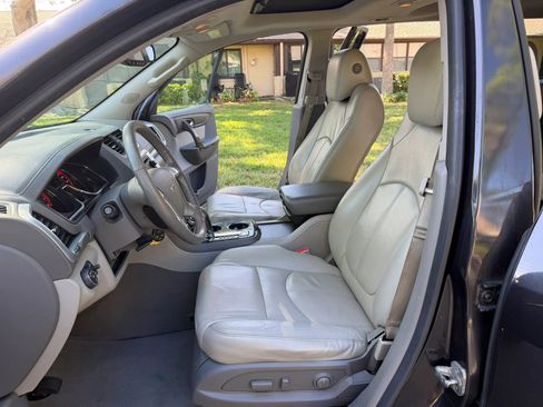 Used 2017 GMC Acadia Limited SLT image 11