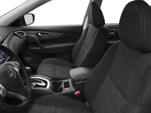 Used 2014 Nissan Rogue S FWD image 11