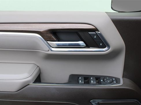 Used 2024 Chevrolet Silverado 1500 LT image 20