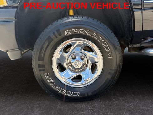 Used 1994 Dodge Ram 1500 Truck 4x4 Regular Cab image 9
