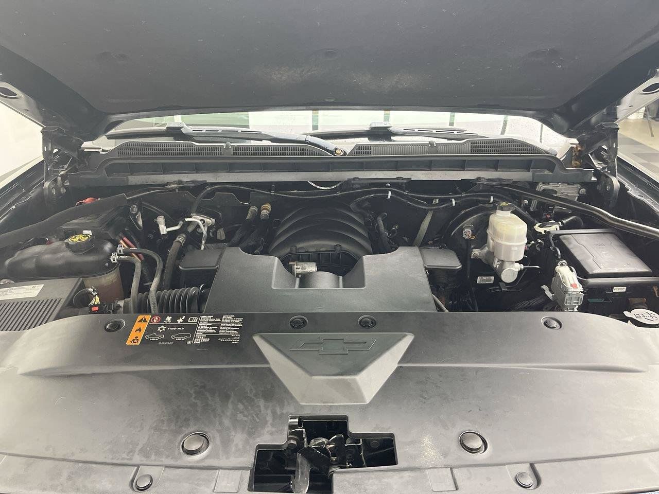 Used 2018 Chevrolet Silverado 1500 High Country w/ LPO, Protection Package AWD/4WD image 31