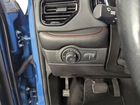 Used 2023 Dodge Durango GT image 19