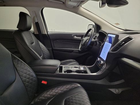 Used 2024 Ford Edge Titanium image 21