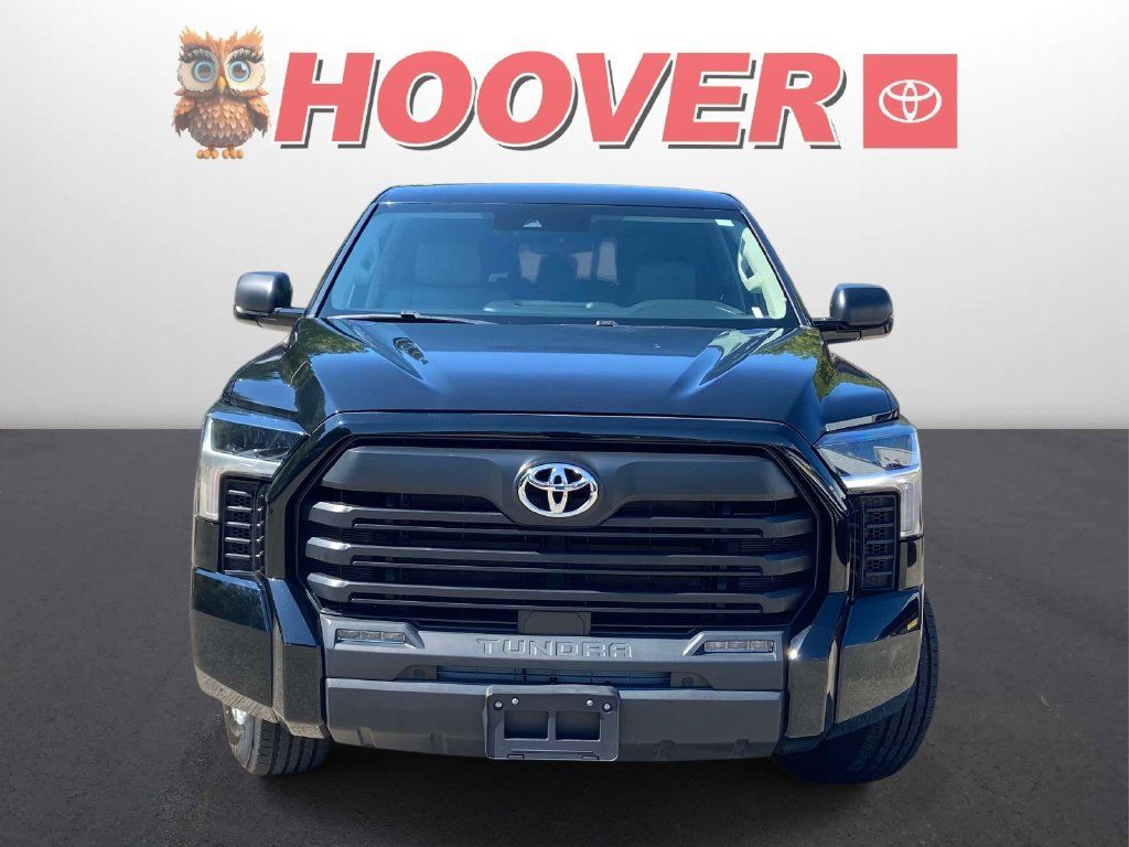Used 2024 Toyota Tundra SR5 w/ SR5 Premium Package AWD/4WD image 5