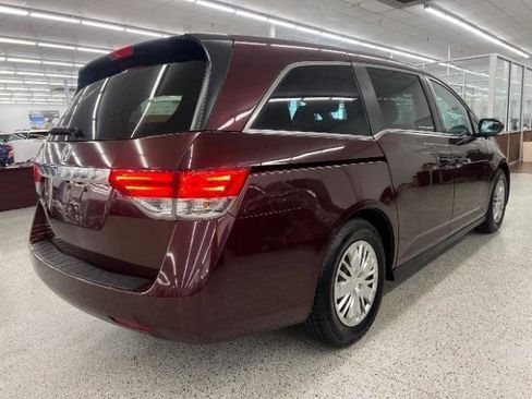 Used 2014 Honda Odyssey LX image 6