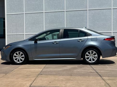 Used 2023 Toyota Corolla LE FWD image 7