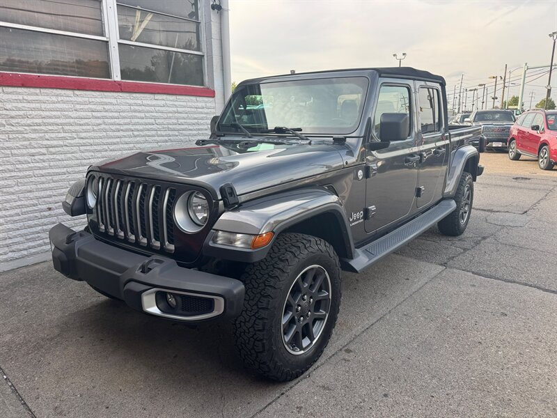 Used 2020 Jeep Gladiator Overland w/ Cold Weather Group AWD/4WD image 1