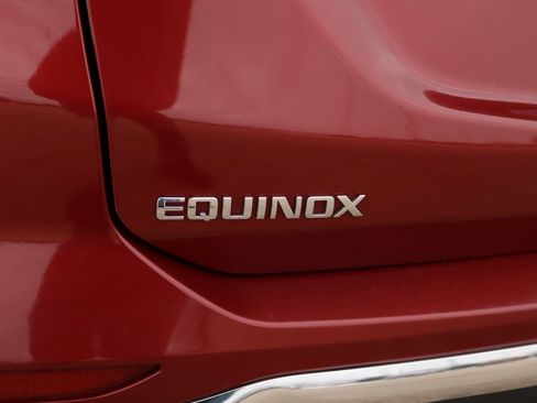 Used 2018 Chevrolet Equinox LT w/ Sun & Infotainment Package image 32