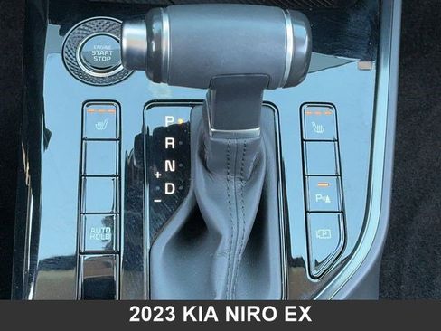 Used 2023 Kia Niro EX image 20