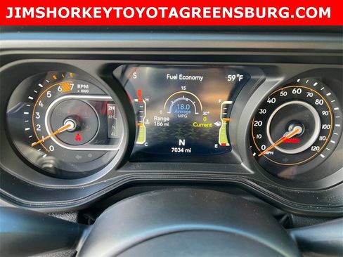 Used 2025 Jeep Wrangler Unlimited Rubicon w/ Convenience Group image 19