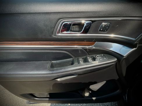 Used 2016 Ford Explorer Limited w/ Equipment Group 301A image 25