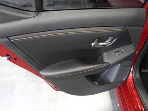 Used 2020 Nissan Sentra SR w/ Premium Package image 23