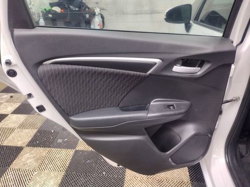 Used 2019 Honda Fit EX image 19