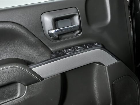 Used 2018 Chevrolet Silverado 1500 LT w/ All Star Edition image 16