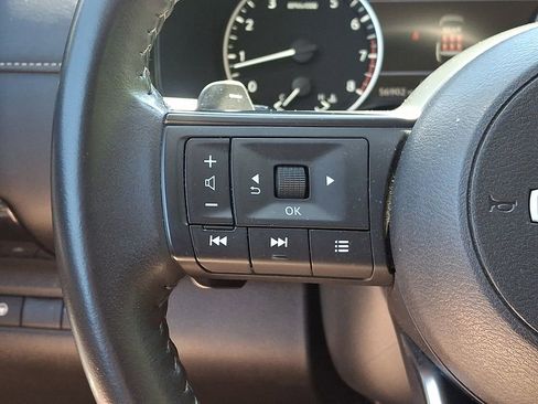 Used 2024 Nissan Pathfinder SV AWD/4WD image 21