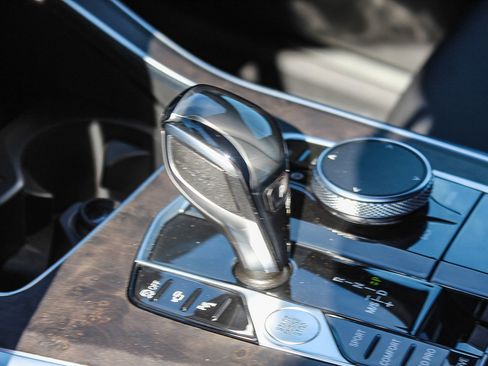 Used 2021 BMW X5 xDrive40i w/ Convenience Package image 19