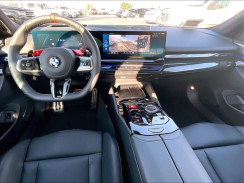 Used 2026 BMW M5 w/ Carbon Package image 17