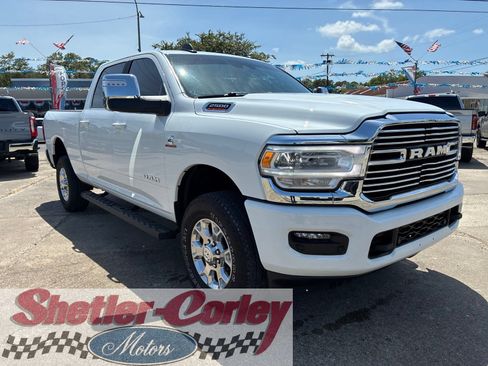 Used 2024 RAM 2500 Laramie w/ Safety Group AWD/4WD image 1