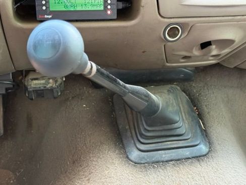 Used 2001 Ford F350 Lariat RWD image 22