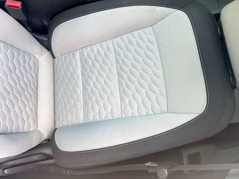 Used 2018 Chevrolet Equinox LS w/ LPO, Cargo Package FWD image 18