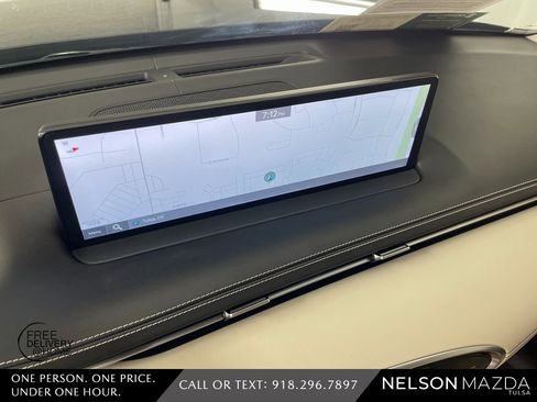 Used 2025 Genesis GV70 3.5T Sport w/ Sport Advanced Package image 29