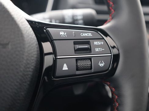 New 2025 Honda Pilot Black Edition image 19