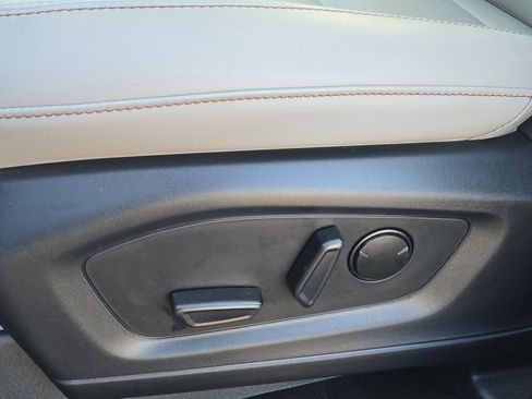 New 2026 Ford Explorer Active image 12