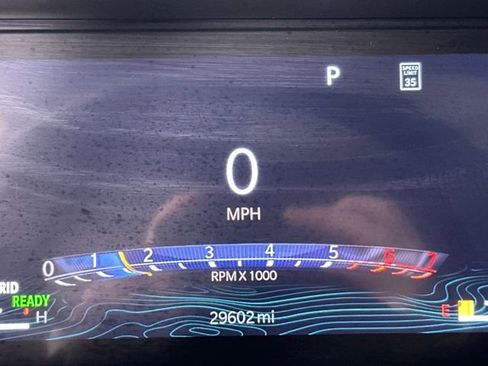 Used 2023 Jeep Grand Cherokee Overland image 18